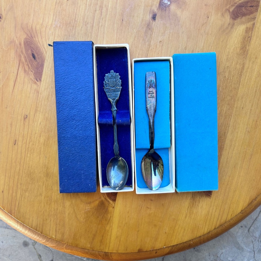 Vintage 1967 Centennial & Girl Guides Canada Souvenir Spoon Set Silver Plated